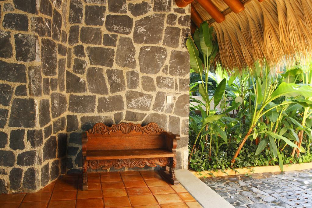 Hotel Casa Don Francisco Ixtapa  Kültér fotó