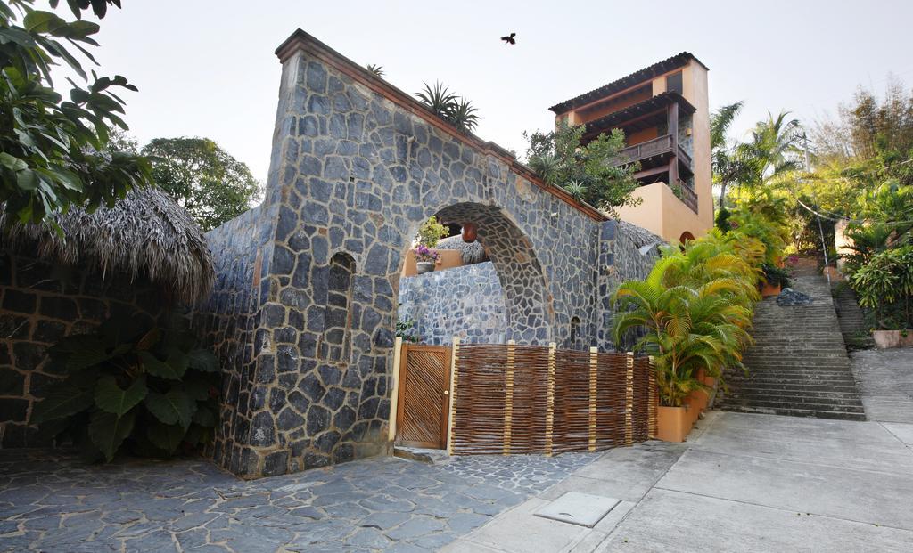 Hotel Casa Don Francisco Ixtapa  Kültér fotó