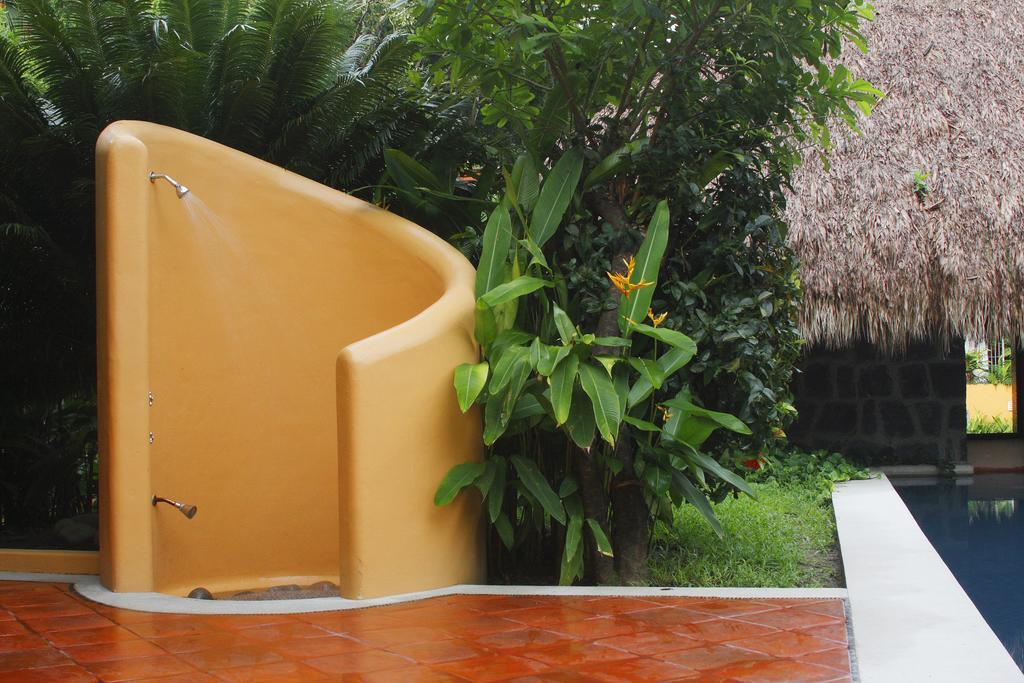 Hotel Casa Don Francisco Ixtapa  Kültér fotó