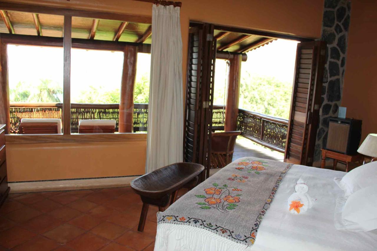 Hotel Casa Don Francisco Ixtapa  Kültér fotó
